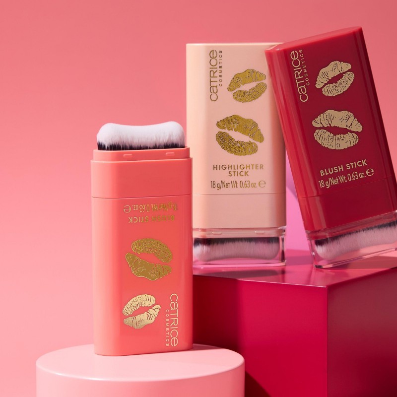 CRAYON A LEVRES REPULPING KISS & GLOW CATRICE